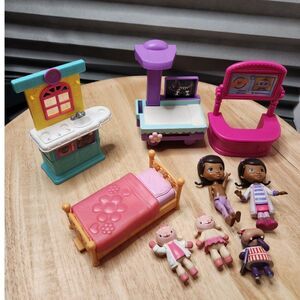 Doc McStuffins Mini Figurines Lot | Dollhouse Toys | Disney Junior